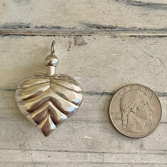 Vintage 925 heart leaf perfume decanter pendant - Picture 5 of 5
